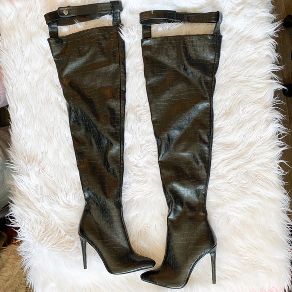 Missguided X Fanny Lyckman Garter Boots